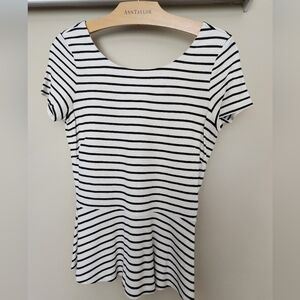 Banana Republic Short Sleeve Peplum Top with Back Zip - STRIPE POINTE - 6P